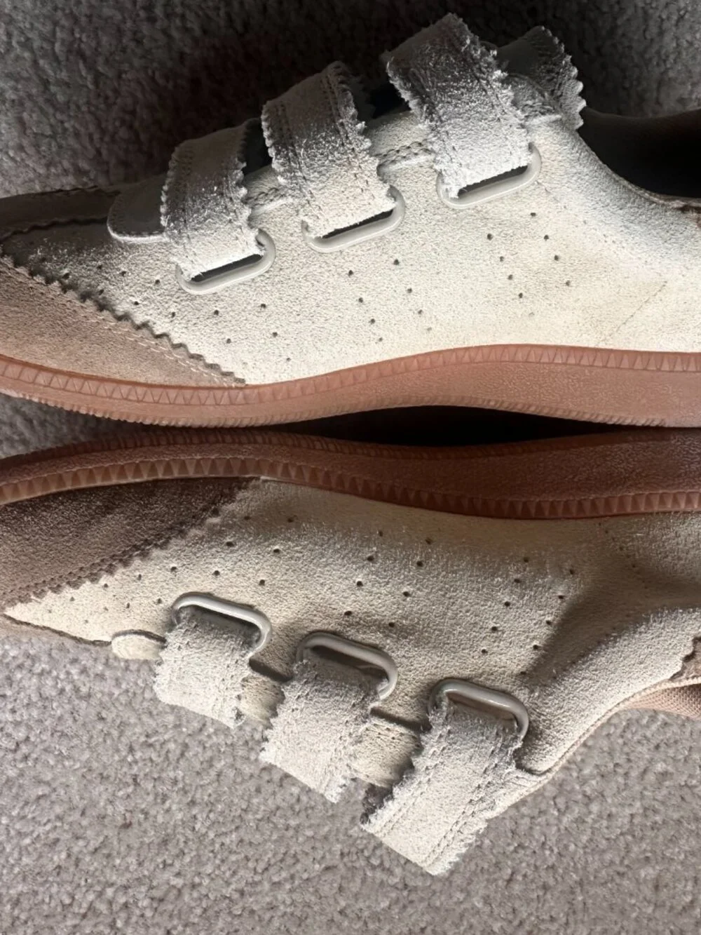Silent D Seena Suede sneakers size 10!